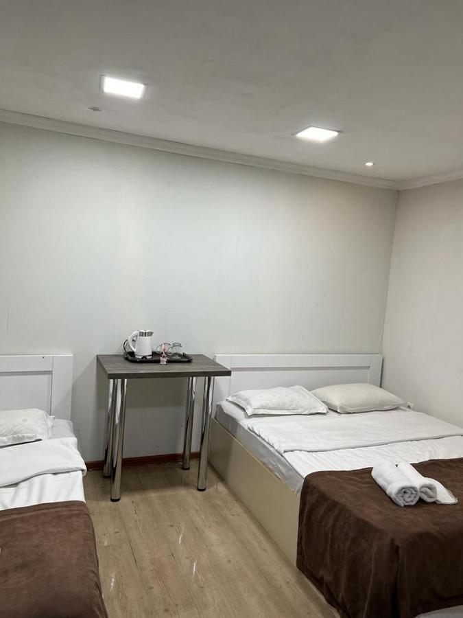 Elno Hotel Tbilisi Esterno foto
