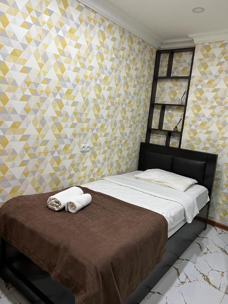 Elno Hotel Tbilisi Esterno foto