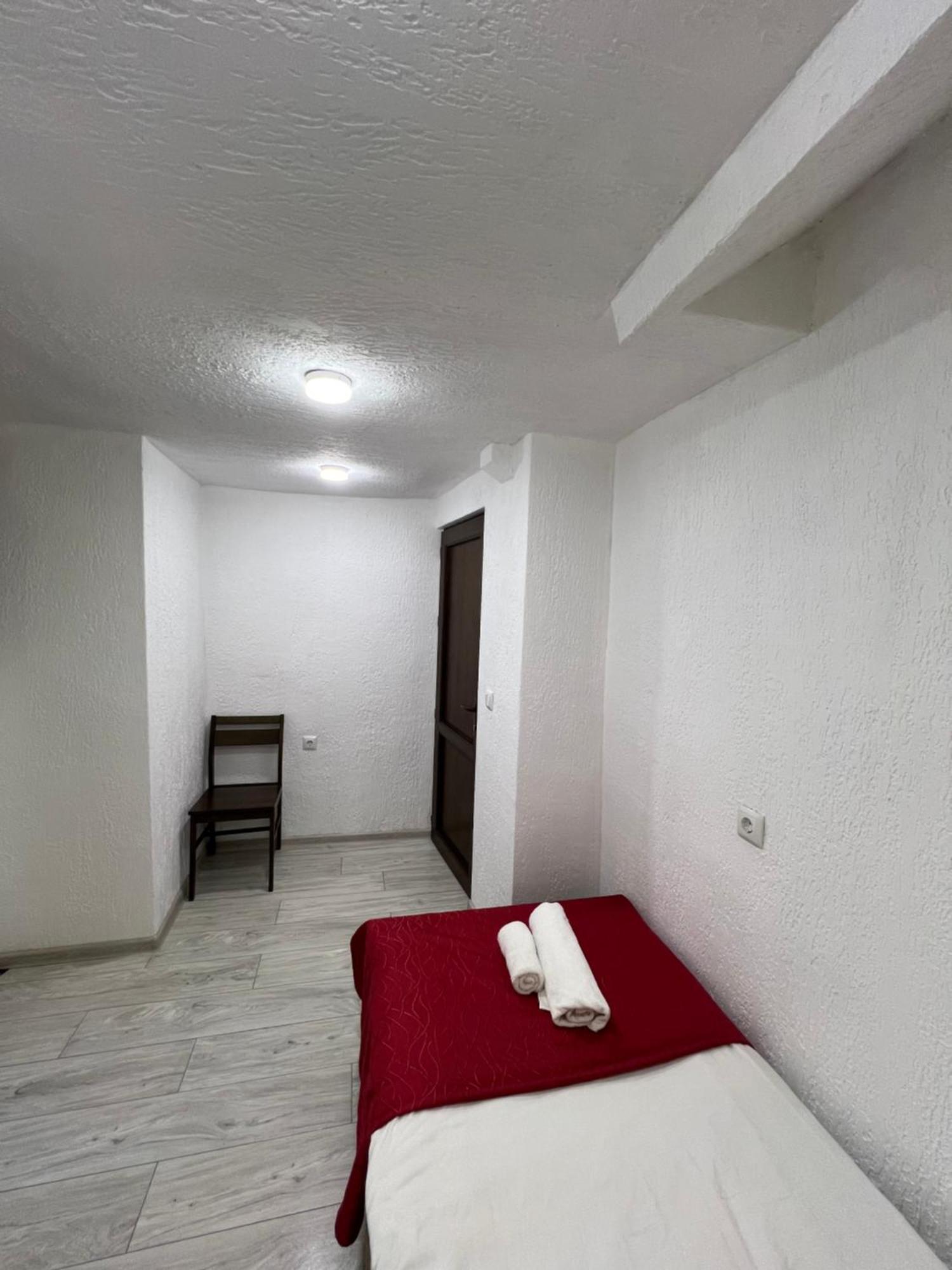 Elno Hotel Tbilisi Esterno foto